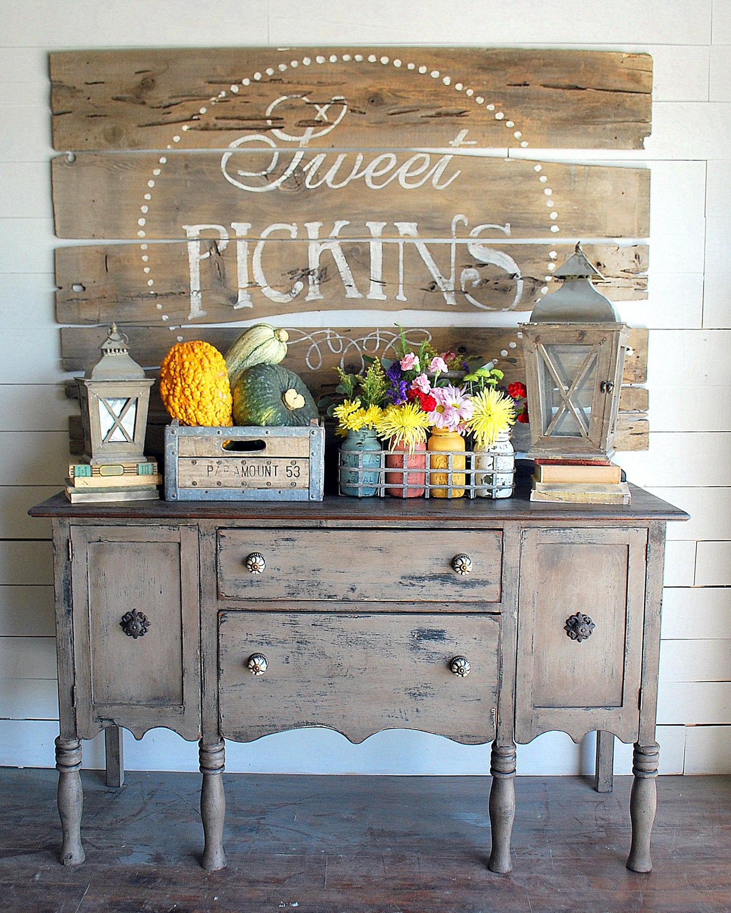 Sweet Pickins Milk Paint - Suitcase