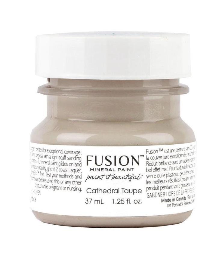Cathedral Taupe Fusion Mineral Tester size, 37 mL