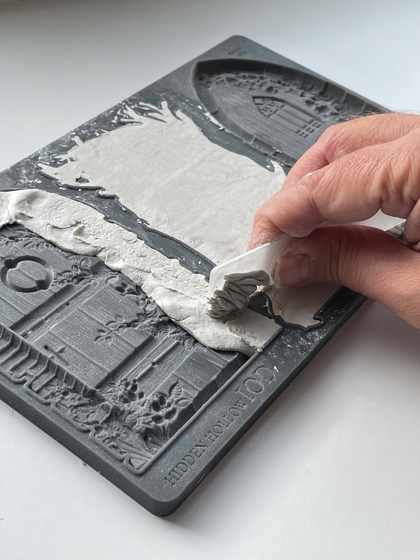 IOD Hidden Hollow 6x10 Decor Mould