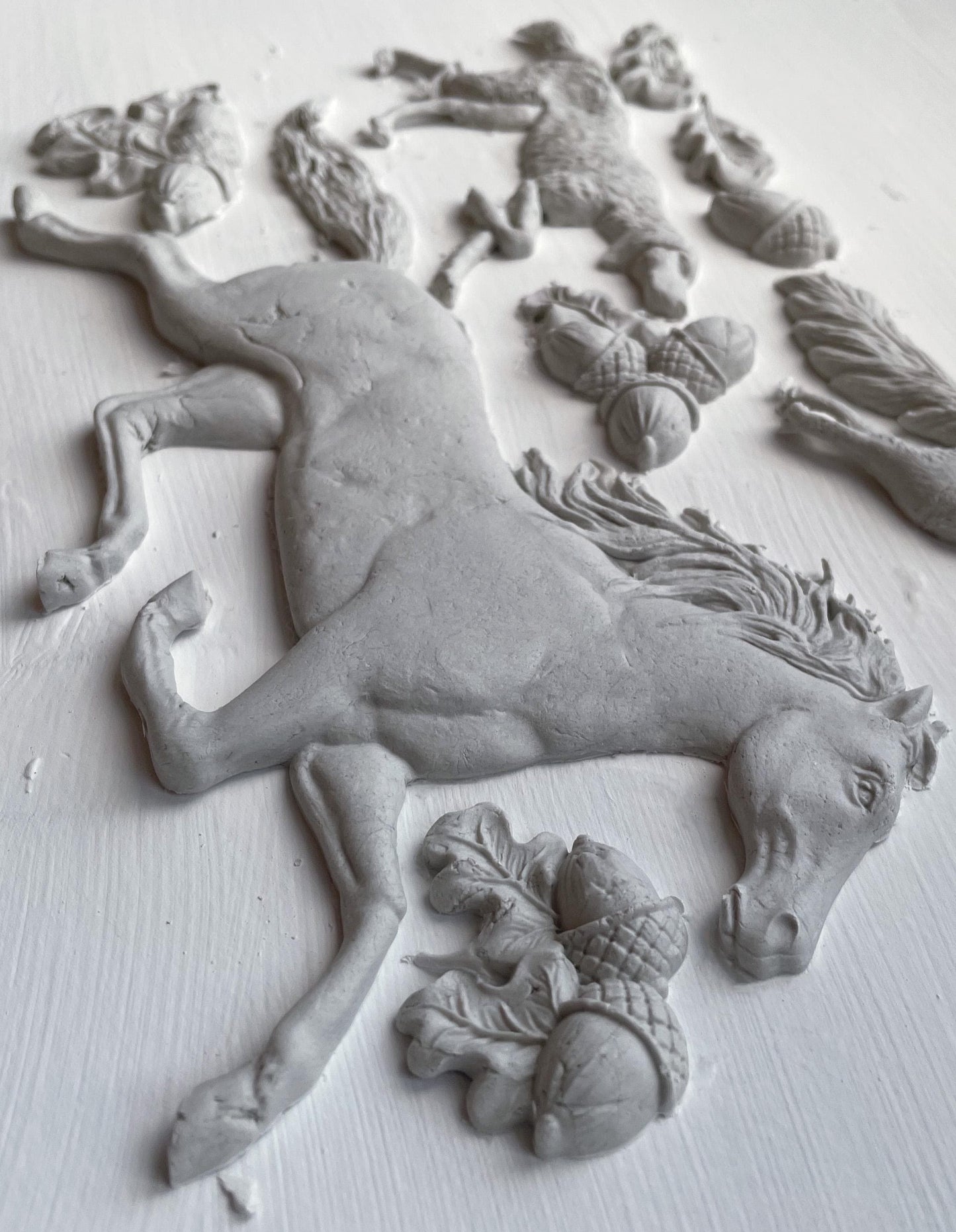 IOD Horse and Hound 6x10 Decor Mould Label Moulds Use With Clay or Resin Crafts Signs Sugar Arts Furniture Fall Decor, Horse and Hound Mold