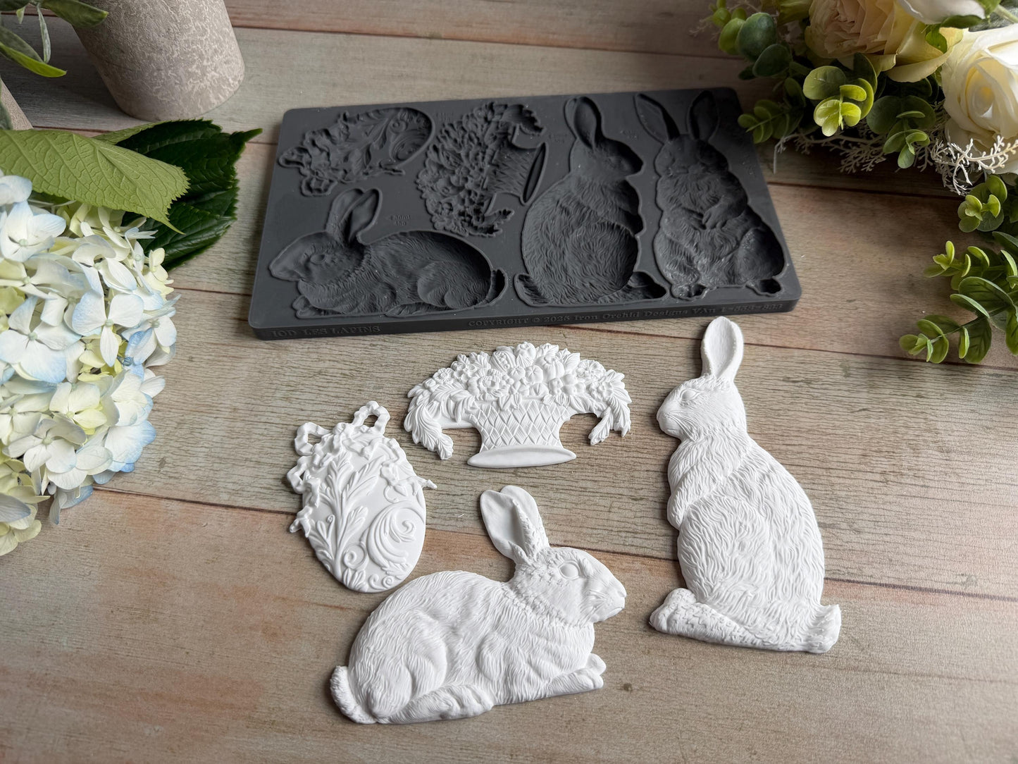 2026 IOD NEW Les Lapins Decor Mould, Moulds Use Clay or Resin Crafts Signs Sugar Arts Furniture, Mold Ship 1 day, Iron Orchid Design