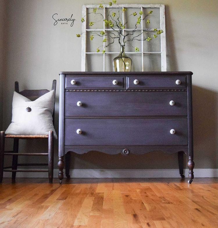 Sweet Pickins Milk Paint - Adelaide