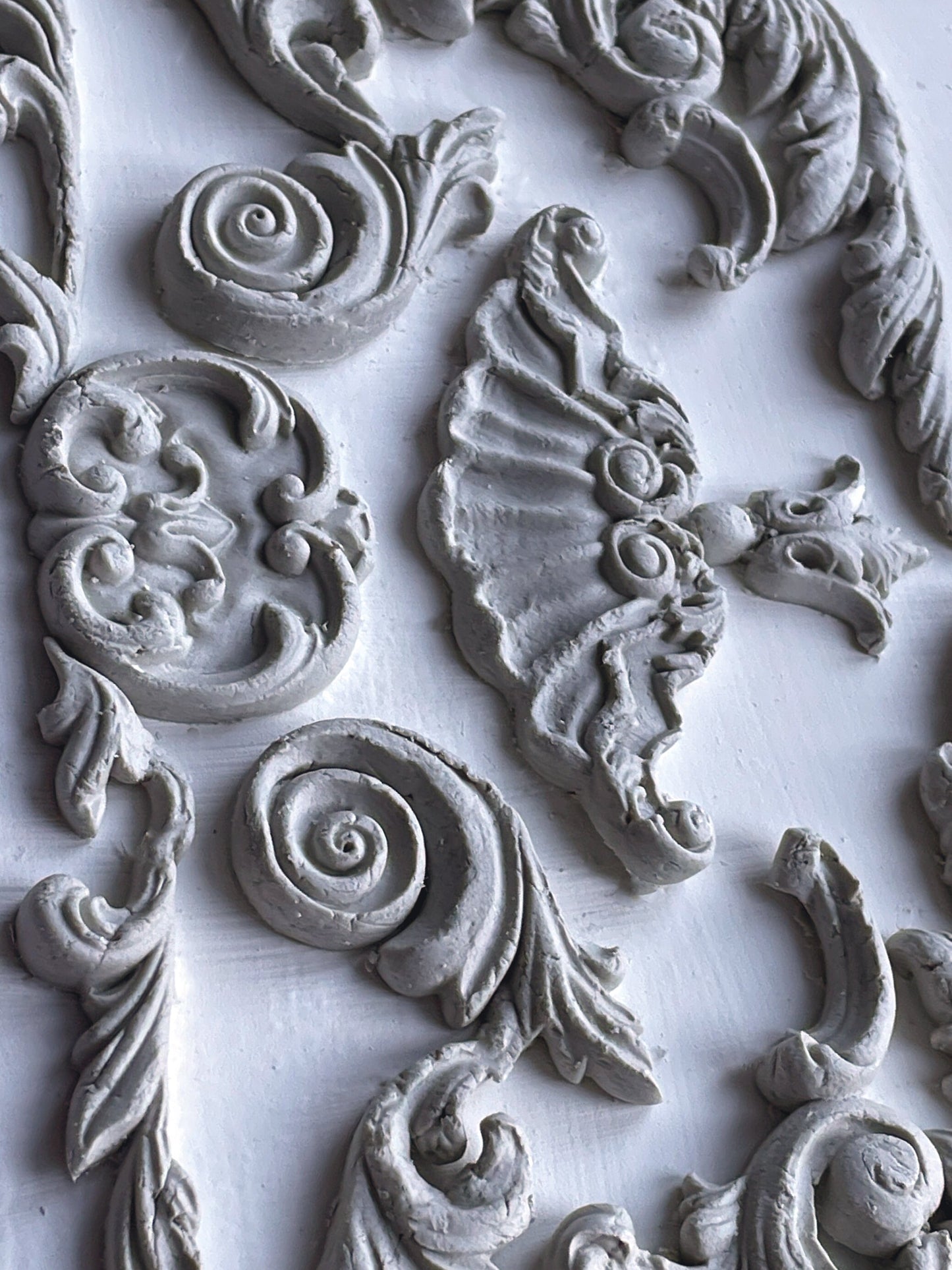IOD Dainty Flourishes 6x10 Decor Mould