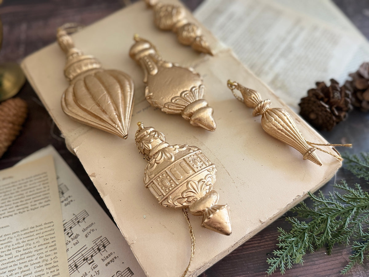 *PREORDER*  IOD Baubles Mould • Iron Orchid Designs • 6×10 Holiday Sign Mould • Ships in 1–2 Days