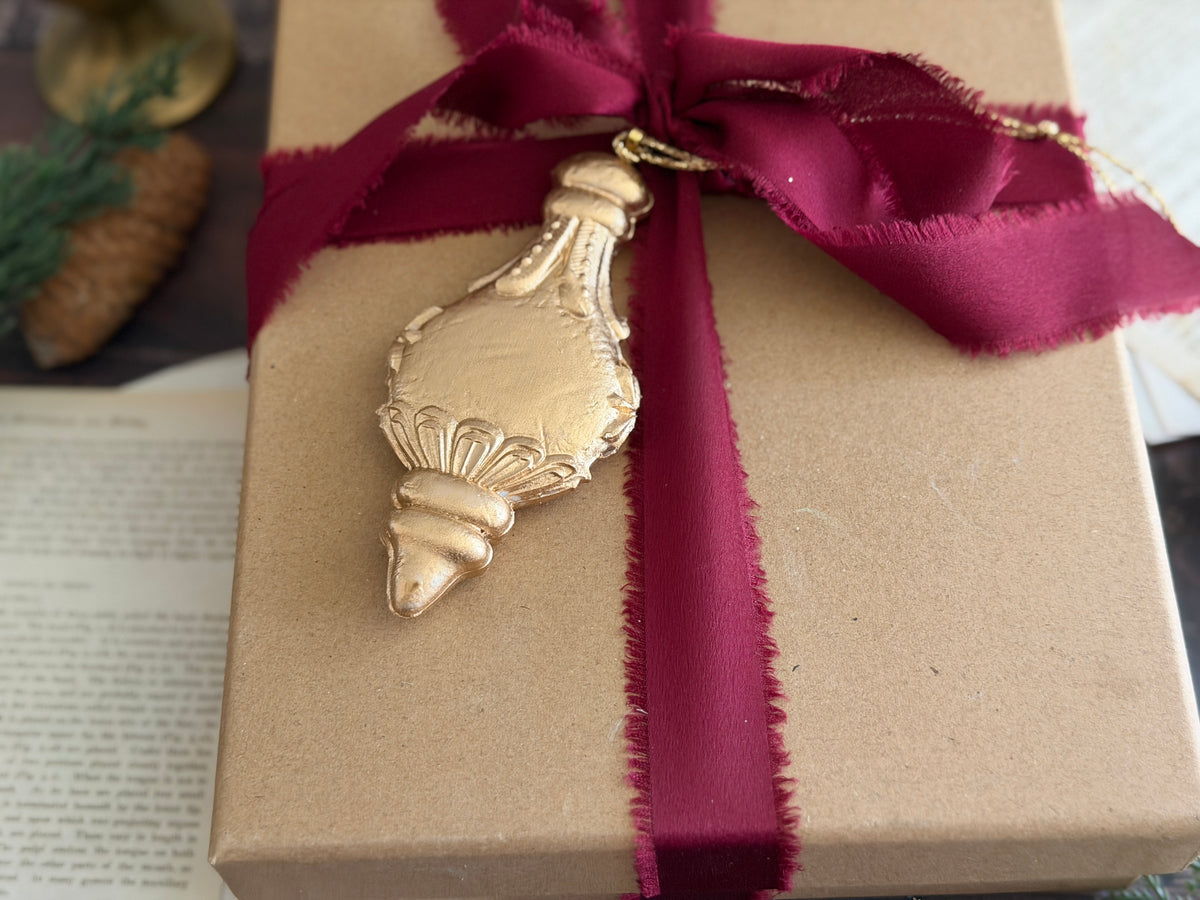 *PREORDER*  IOD Baubles Mould • Iron Orchid Designs • 6×10 Holiday Sign Mould • Ships in 1–2 Days