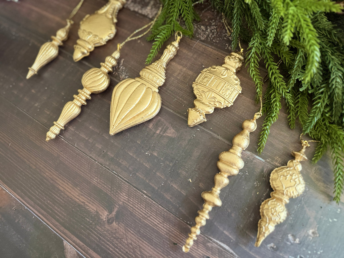 *PREORDER*  IOD Baubles Mould • Iron Orchid Designs • 6×10 Holiday Sign Mould • Ships in 1–2 Days