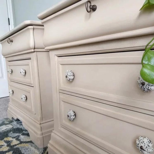 Saturday White- Melange ONE Mineral Paint