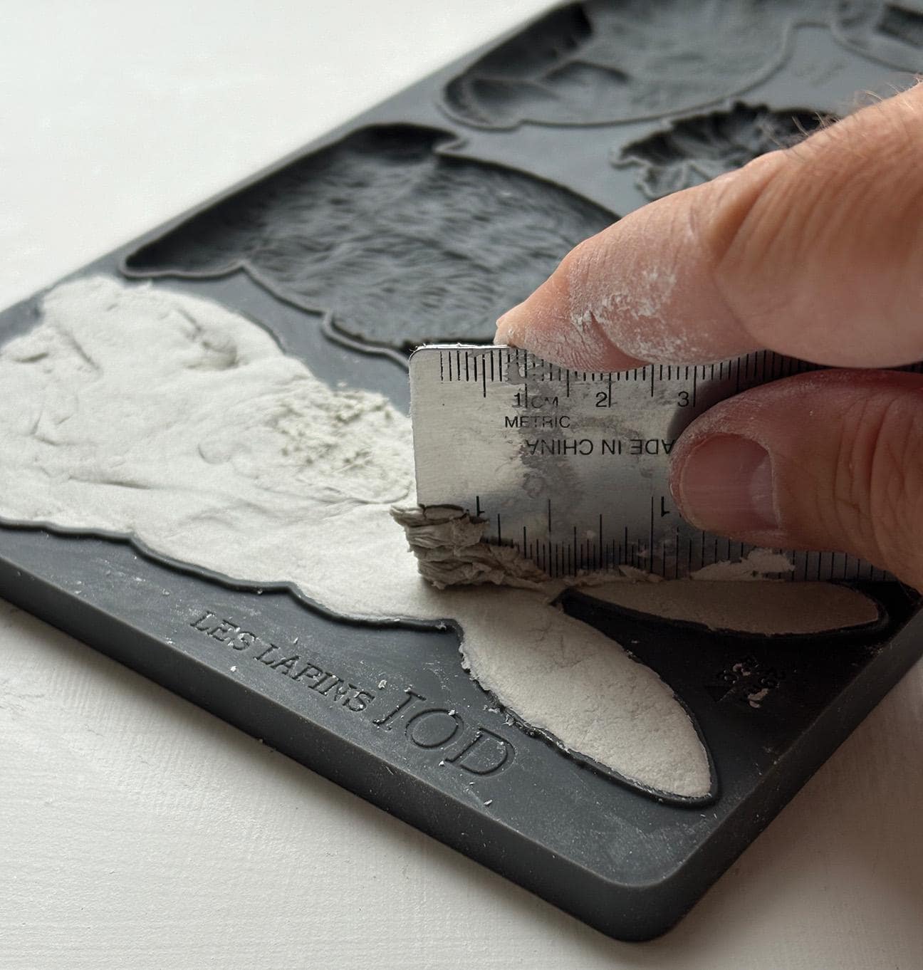 2026 IOD NEW Les Lapins Decor Mould, Moulds Use Clay or Resin Crafts Signs Sugar Arts Furniture, Mold Ship 1 day, Iron Orchid Design